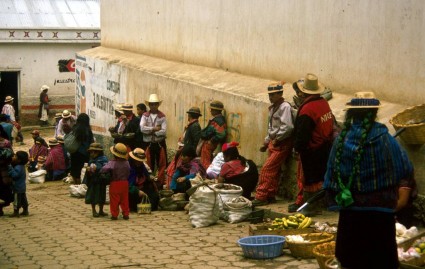 ulička Todos Santos během ranního trhu
